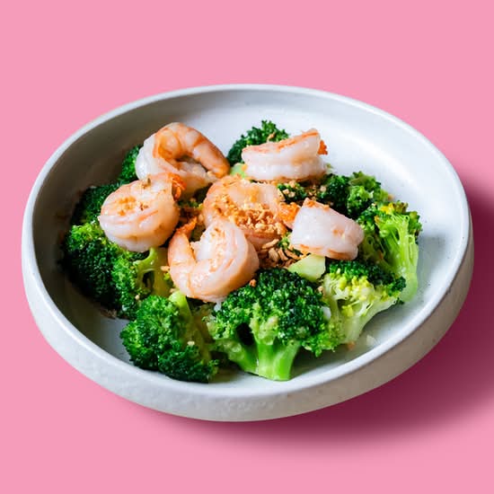 Sauteed Broccoli with Garlic Prawn 西兰花炒虾仁